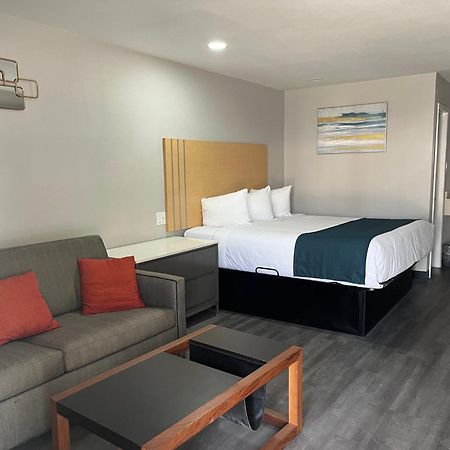 יובלדה Hotel Isabella מראה חיצוני תמונה