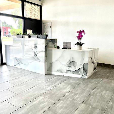 יובלדה Hotel Isabella מראה חיצוני תמונה